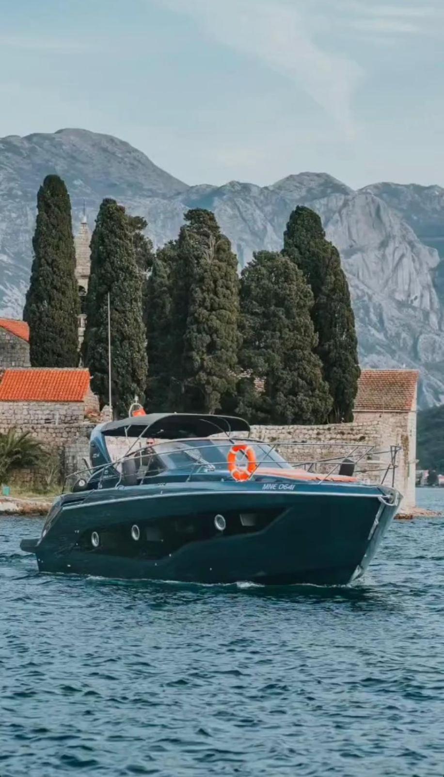 Porto Montenegro Luxury Studio Zeta Tivat Exterior photo